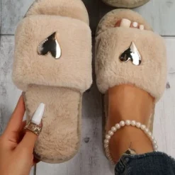 Casual Metallic Heart-shaped Fluffy Slippers