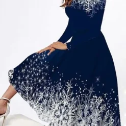 Plus Size Snowflake Casual Loose Crew Neck Dress