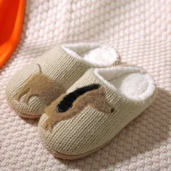 Casual Embroidery Cartoon Animal Fluffy Toe-covered Slippers